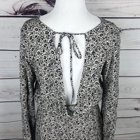 JONDIE Boutique Cream Floral Long Sleeve Romper - Picture 8 of 10